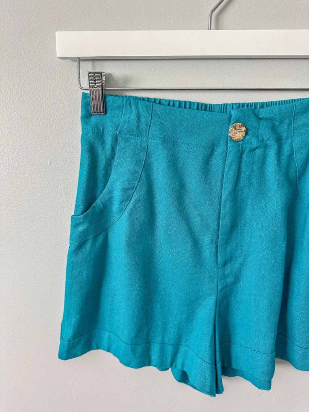 House of Harlow 1960 Teal Linen Blend Shorts - Picture 2 of 8